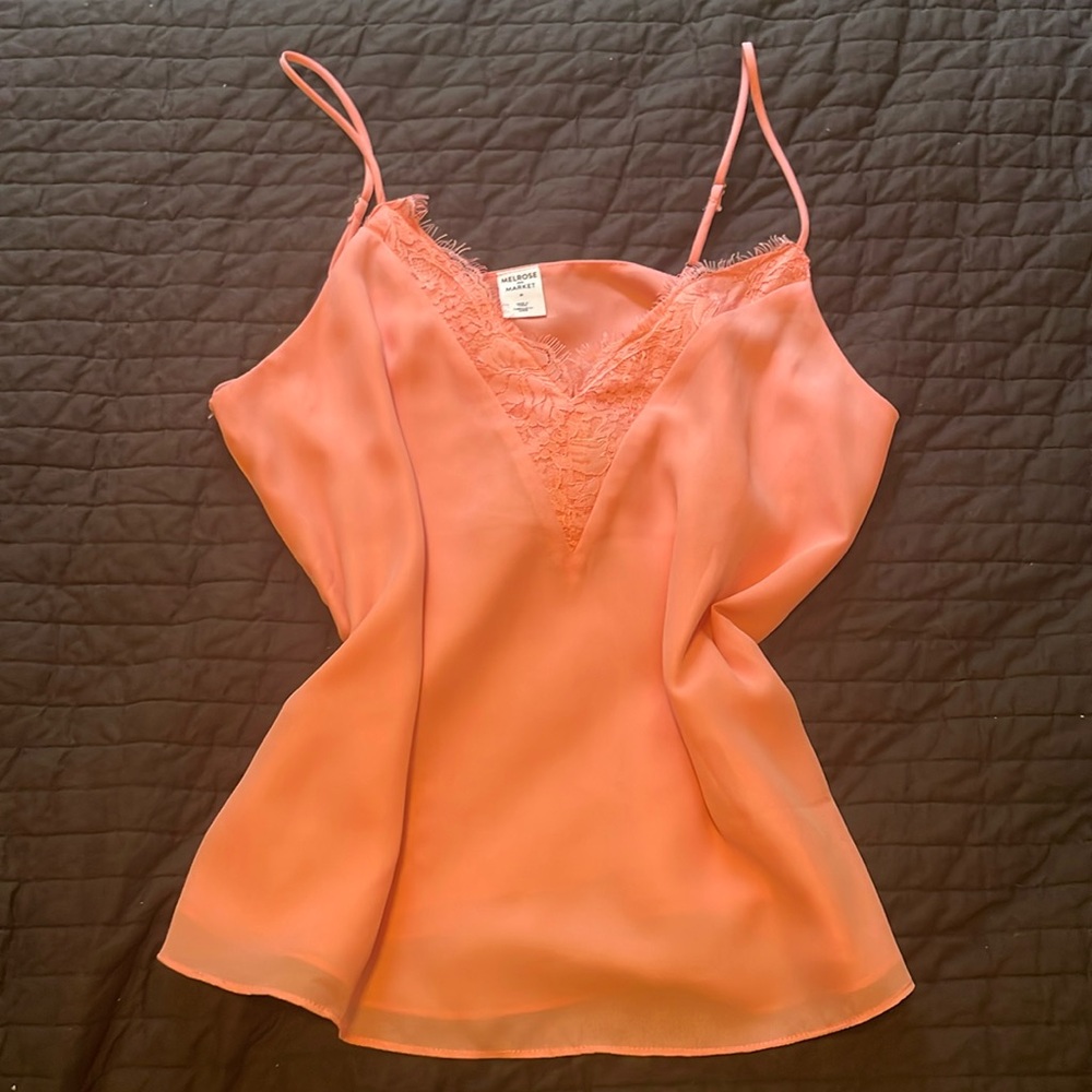 Melrose and Market pink lace tank top size M